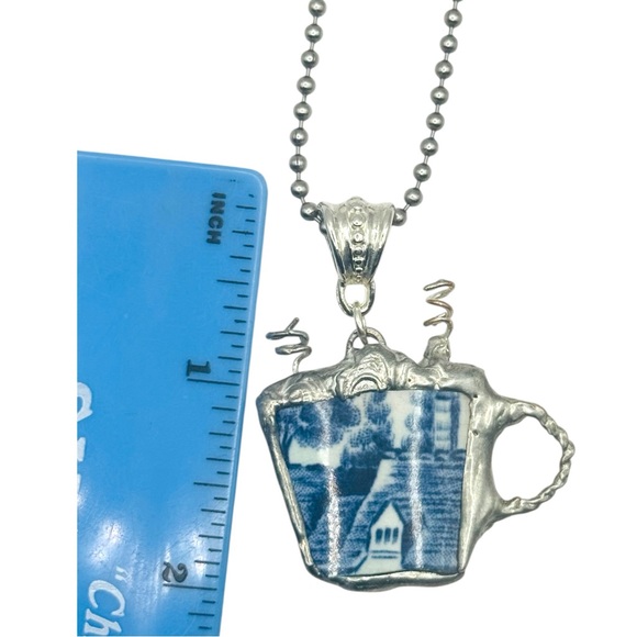 Blue Willow China Cappuccino Pendant With Artisan Silver Detailing & Ball Chain - Picture 9 of 15